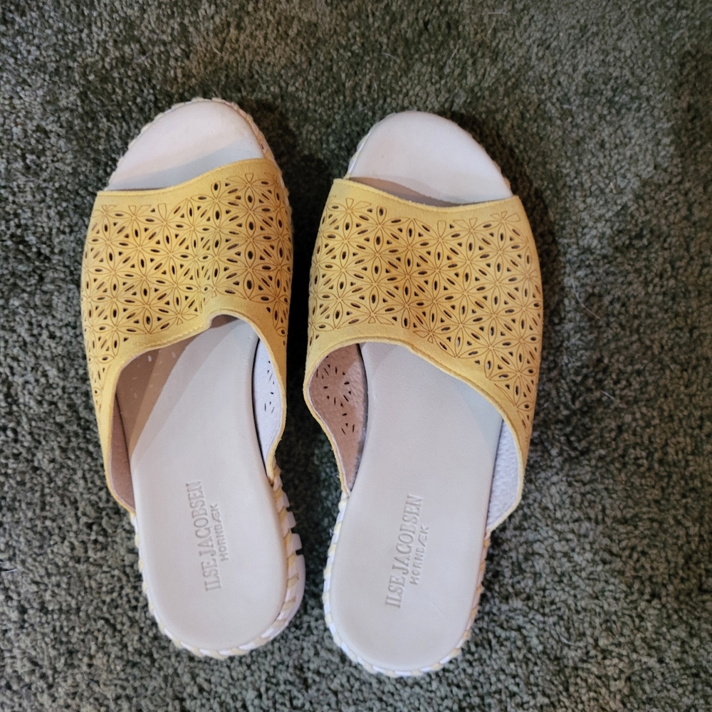 Ilse Jacobsen Gold Women's Sandals